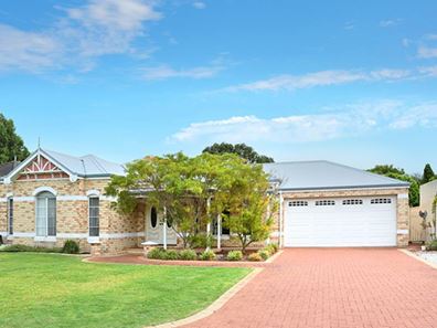 12 Pebble Drive, Geographe WA 6280