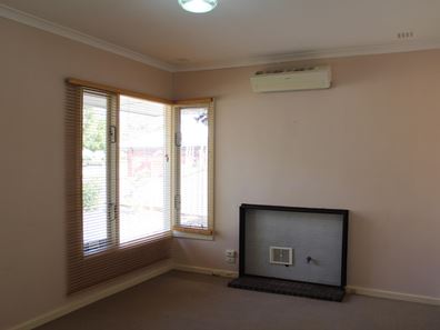 5 Theseus Way, Coolbellup WA 6163