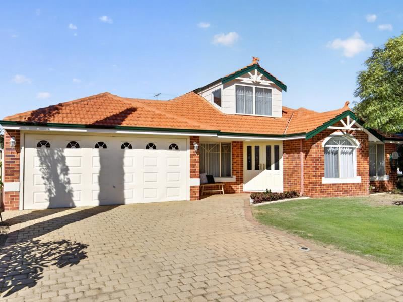 88 Roxburgh Circle, Kinross