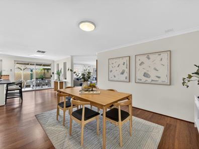 88 Roxburgh Circle, Kinross WA 6028