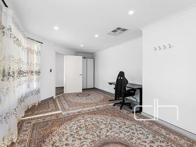 35 Hamelin Drive, Ballajura WA 6066