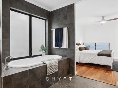 22 Mariners View, Mindarie WA 6030