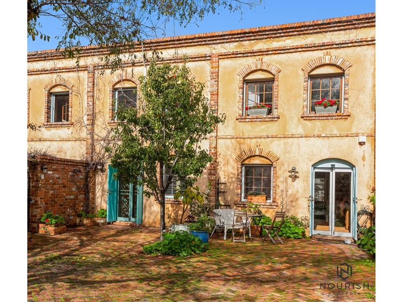 2/25 Grey Street, Fremantle WA 6160