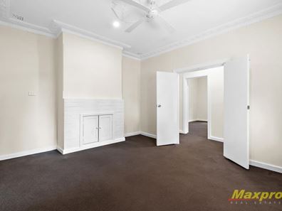 477 Sevenoaks Street, Beckenham WA 6107