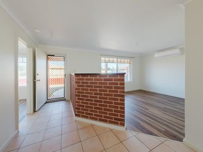 2 Tamba Street, Waggrakine WA 6530