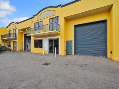 3/1 Port Kembla Drive, Bibra Lake WA 6163