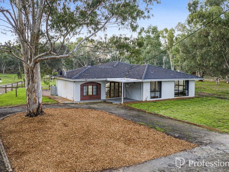 172 Gossage Road, Cardup