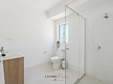 Room/1  9 Heppell Gardens, Clarkson WA 6030