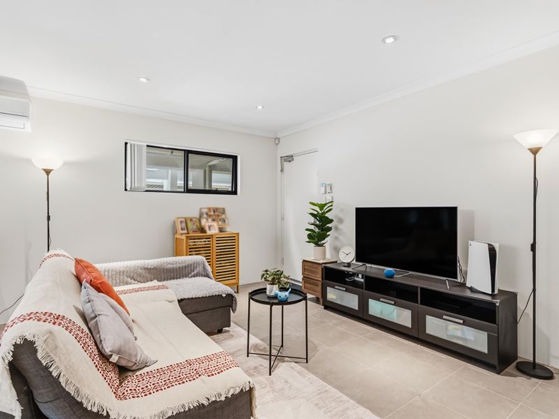 30/11 Rowlands Street, Kewdale WA 6105