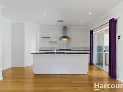16 Press Street, Yanchep WA 6035
