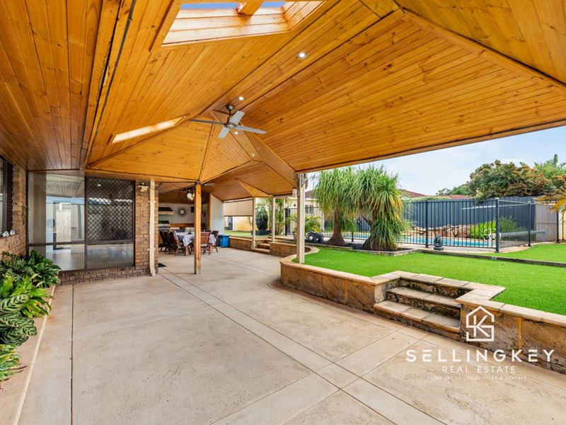 17 Chivalry Way, Thornlie WA 6108
