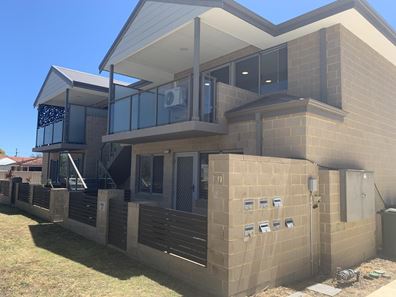 7/90 Cooper St, Mandurah WA 6210