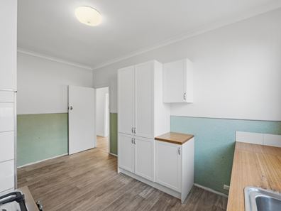 322 Epsom Avenue, Cloverdale WA 6105