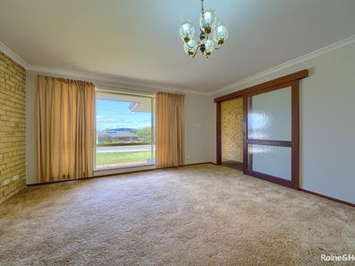 35 Green Island Crescent, Bayonet Head WA 6330