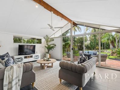 27 Kingsley Terrace, Kelmscott WA 6111