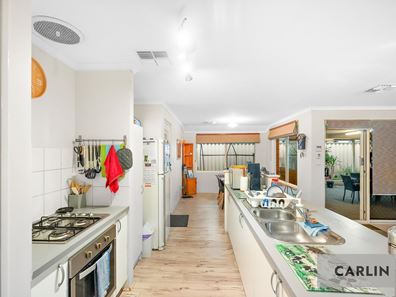 8 Parkfield Boulevard, Bertram WA 6167