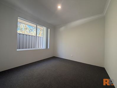 1/22 Old Pinjarra Road, Greenfields WA 6210