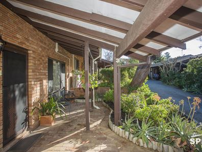 2/19-21 Hindmarsh Avenue, Yokine WA 6060