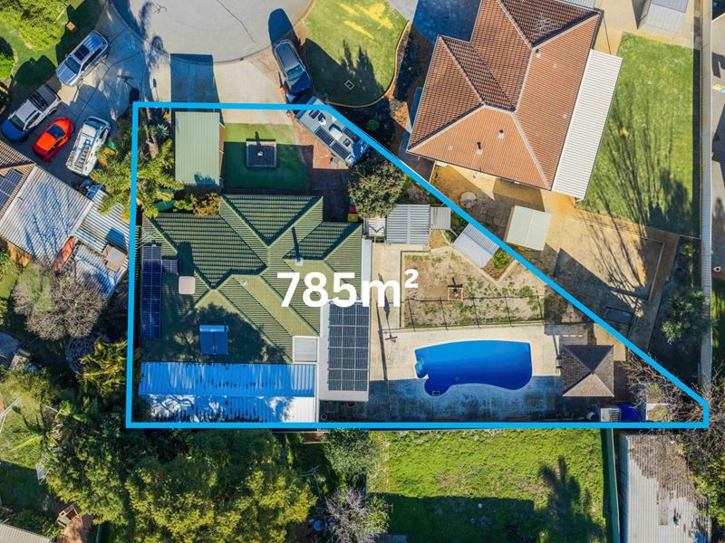 10 Heron Close, Ballajura WA 6066
