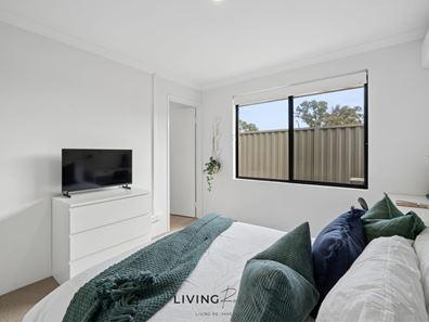 Room/6  61 Yateley Way, Wellard WA 6170