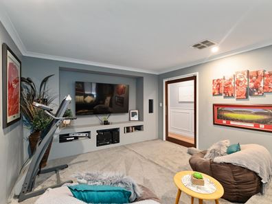 10 Dunmore Street, Secret Harbour WA 6173