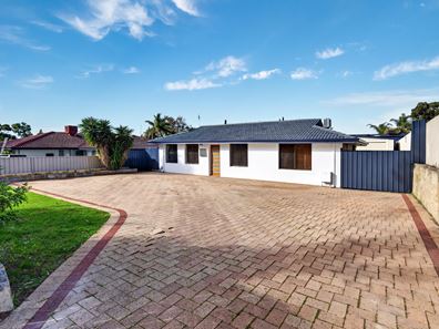 8 Peninsula Avenue, Heathridge WA 6027