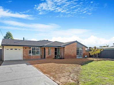 32 Oakover Way, Gosnells WA 6110