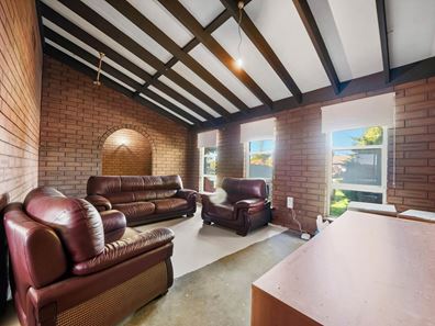24 McBeth Way, Kardinya WA 6163