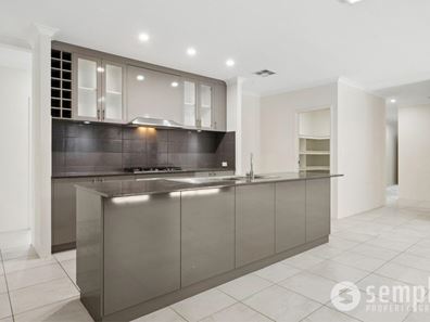 20 Caraway Street, Treeby WA 6164