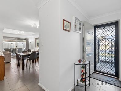 7 Loxwood Road, Balga WA 6061