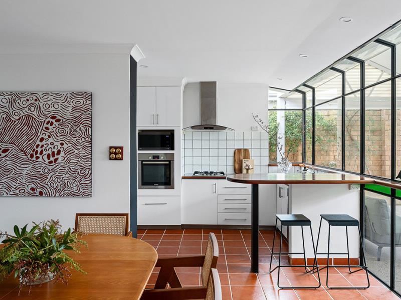 17 Coronation Street, North Perth