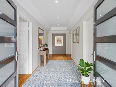 16 Strawberry Hill Drive, Gidgegannup WA 6083