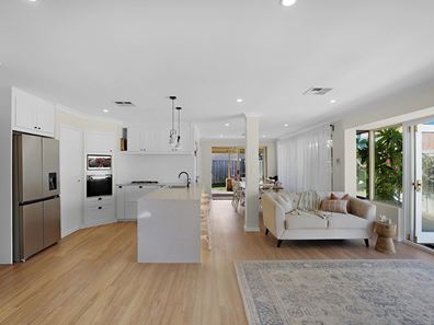 16 Tallinn Loop, Mindarie WA 6030