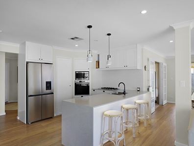 16 Tallinn Loop, Mindarie WA 6030
