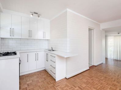 110/14 McNamara Way, Cottesloe WA 6011