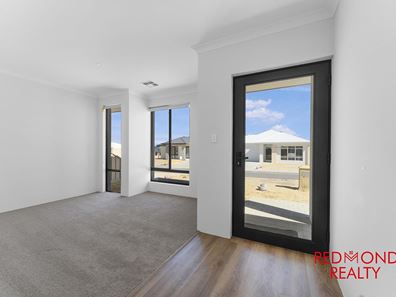 6 America Street, Two Rocks WA 6037