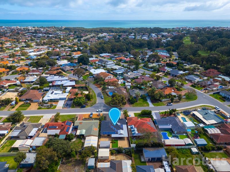 6 Sandford Crescent, Halls Head WA 6210