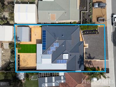 6 Sandford Crescent, Halls Head WA 6210