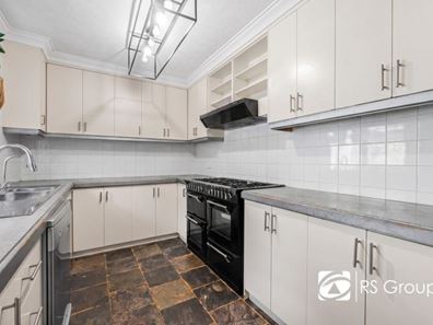 77 Cammillo Road, Camillo WA 6111