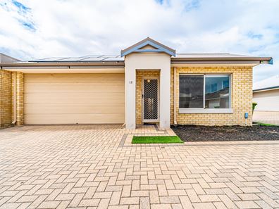 13/16 Westlinton Circle, Waikiki WA 6169