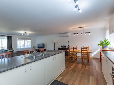 21 Fitzgerald Terrace, West Toodyay WA 6566