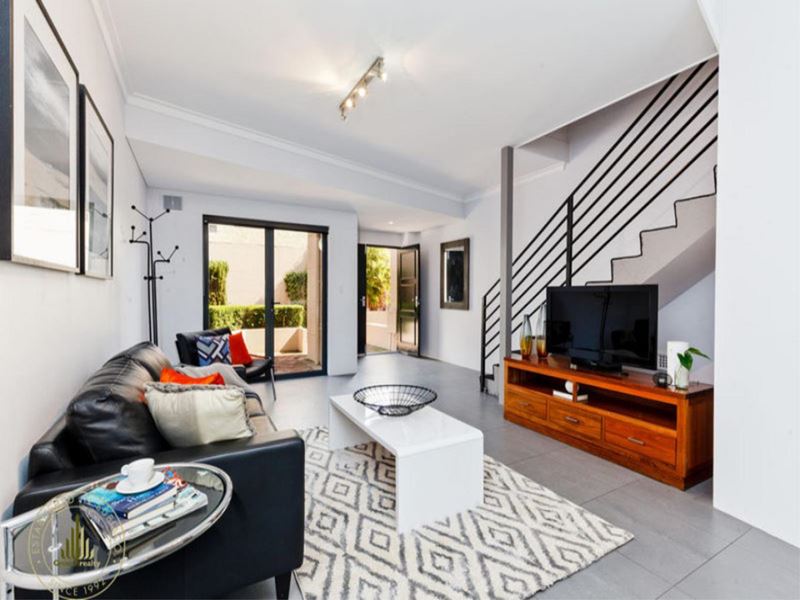 19/212 Railway Parade, West Leederville