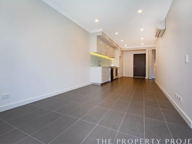 2/285 West Coast Highway, Scarborough WA 6019