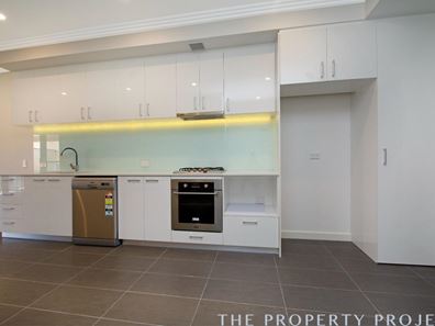 2/285 West Coast Highway, Scarborough WA 6019