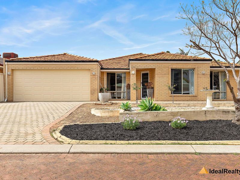 28 St Claire Gardens, Atwell WA 6164