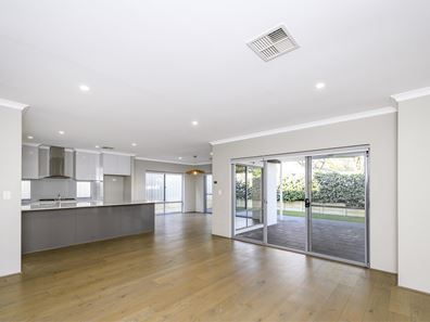 26 East Street, Mount Hawthorn WA 6016