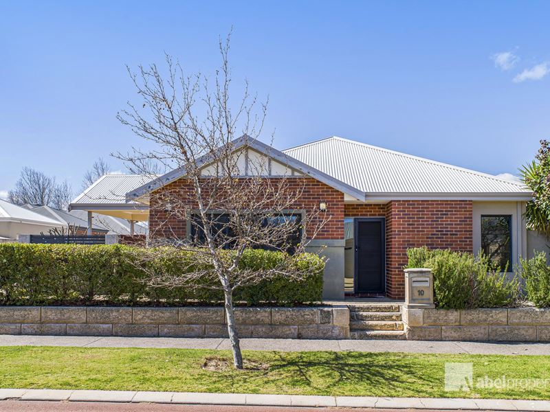 10 Beechwood Circle, Aveley