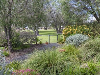 13 Guy Crescent, Dunsborough WA 6281
