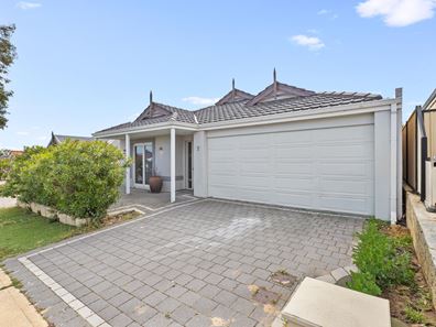 7 Hacienda Drive, Clarkson WA 6030
