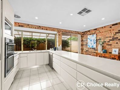 1 Wishaw Grove, Leeming WA 6149